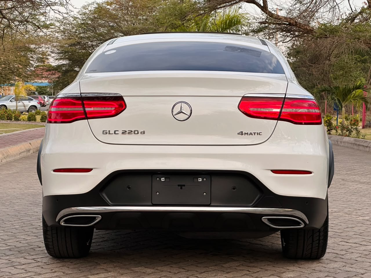 Mercedes Benz thumbnail 8